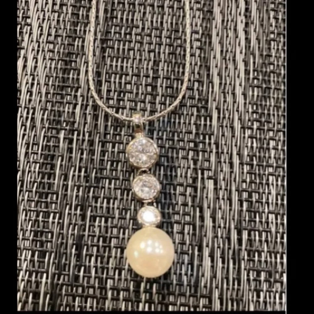 Vintage Necklace with Crystals and Gem